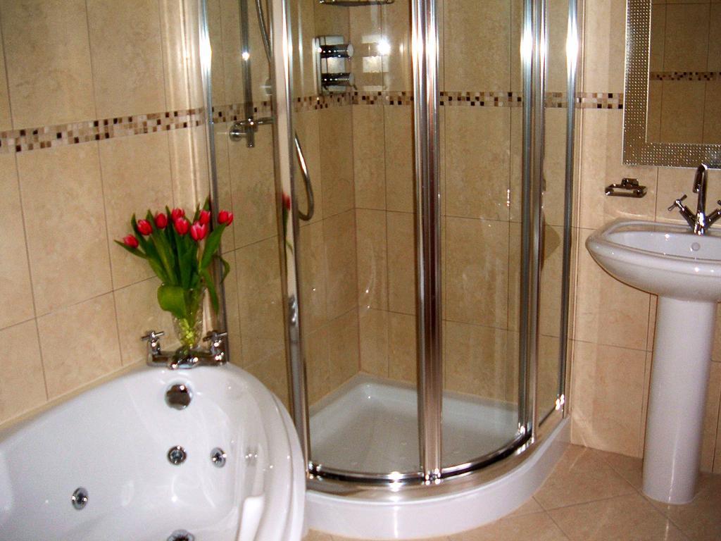 فندق كوركفي  Achill House المظهر الخارجي الصورة